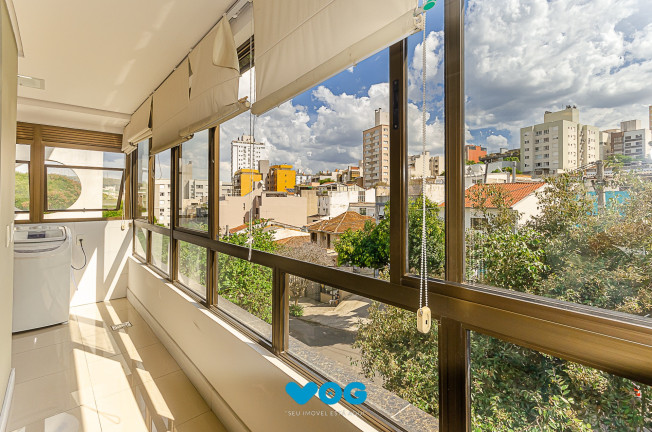 Imagem Imóvel com 2 Quartos à Venda, 80 m² em Petrópolis - Porto Alegre Imagem Imóvel com 2 Quartos à Venda, 80 m² em Petrópolis - Porto Alegre