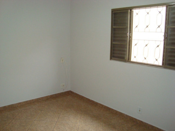 Imagem Casa com 3 Quartos à Venda, 120 m² em Vila Nove De Julho - Bauru