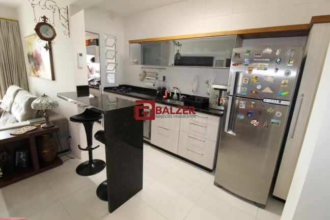 Imagem Apartamento com 2 Quartos à Venda, 92 m² em Itacorubi - Florianópolis Imagem Apartamento com 2 Quartos à Venda, 92 m² em Itacorubi - Florianópolis