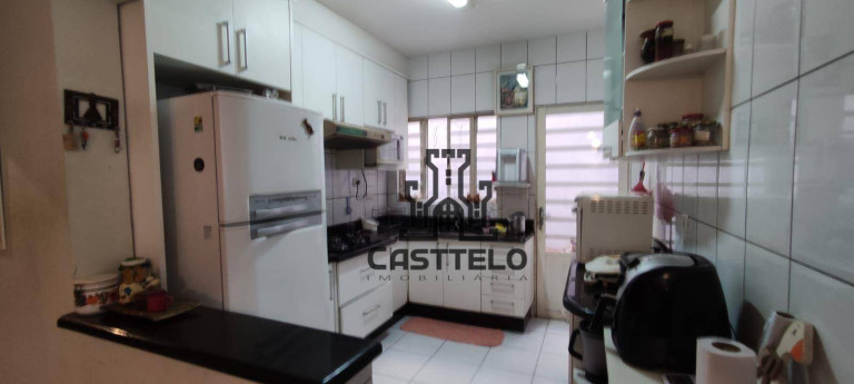 Imagem Casa com 4 Quartos à Venda, 155 m² em Jardim Prefeito Milton Menezes - Londrina Imagem Casa com 4 Quartos à Venda, 155 m² em Jardim Prefeito Milton Menezes - Londrina