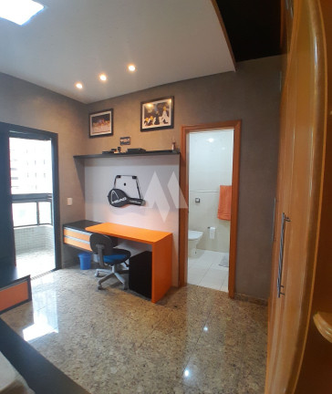 Imagem Apartamento com 3 Quartos à Venda, 176 m² em Embaré - Santos