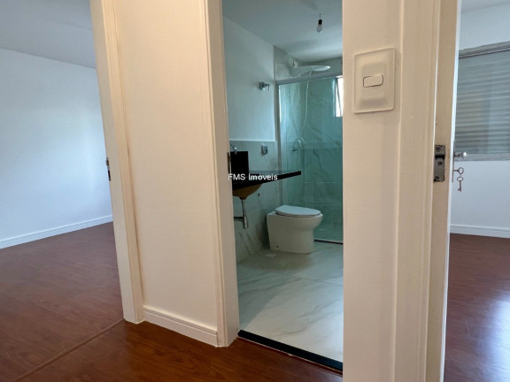 Imagem Imóvel com 3 Quartos à Venda, 122 m² em Vila Olímpia - São Paulo Imagem Imóvel com 3 Quartos à Venda, 122 m² em Vila Olímpia - São Paulo