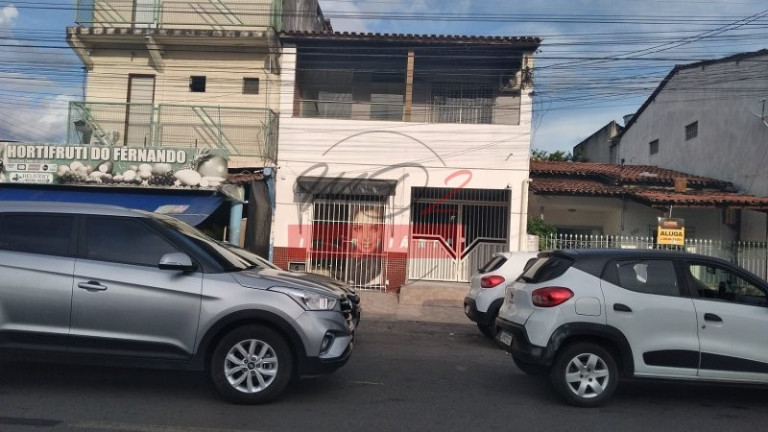 Casa com 4 Quartos à Venda, 170 m² em Ponto Central - Feira De Santana