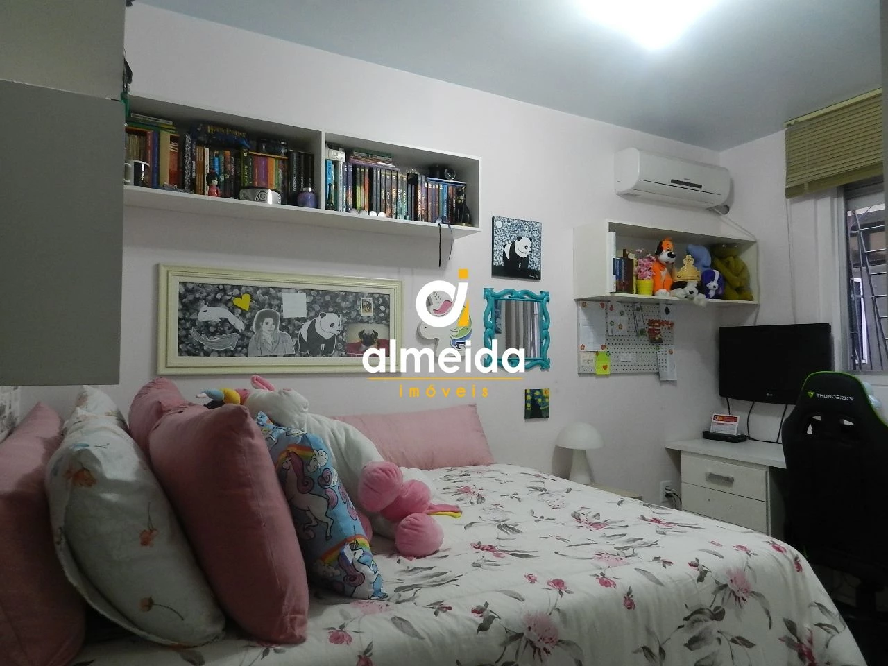 Imagem Apartamento com 2 Quartos à Venda, 64 m² em Centro - Santa Maria