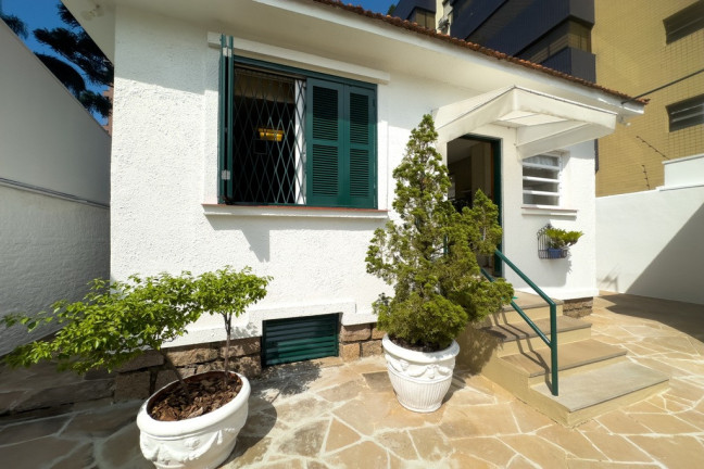 Imagem Casa com 3 Quartos à Venda, 85 m² em Petrópolis - Porto Alegre Imagem Casa com 3 Quartos à Venda, 85 m² em Petrópolis - Porto Alegre