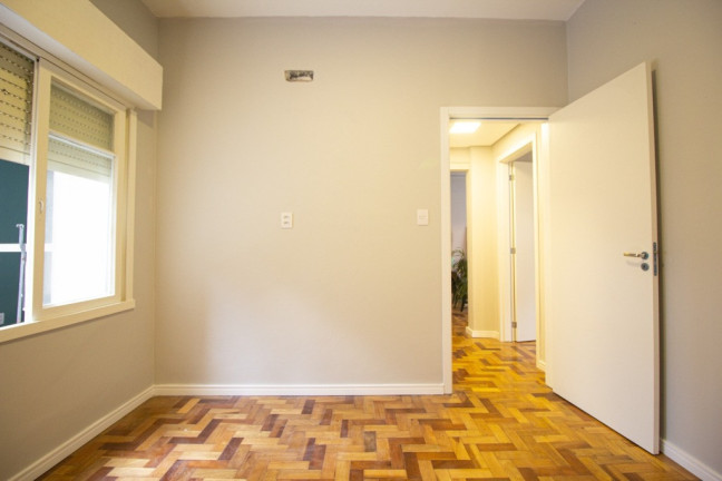 Imagem Apartamento com 2 Quartos à Venda, 68 m² em Floresta - Porto Alegre