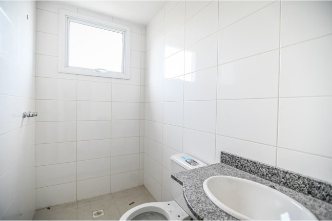 Imagem Imóvel com 2 Quartos à Venda,  em Teresópolis - Porto Alegre
