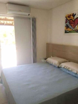 Imagem Casa com 4 Quartos à Venda, 150 m² em Recreio Ipitanga - Lauro De Freitas Imagem Casa com 4 Quartos à Venda, 150 m² em Recreio Ipitanga - Lauro De Freitas