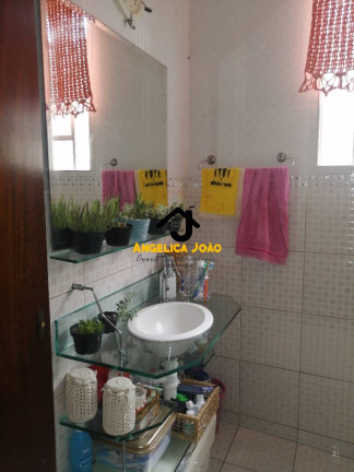 Imagem Casa com 2 Quartos à Venda, 128 m² em Vila Cascatinha - São Vicente