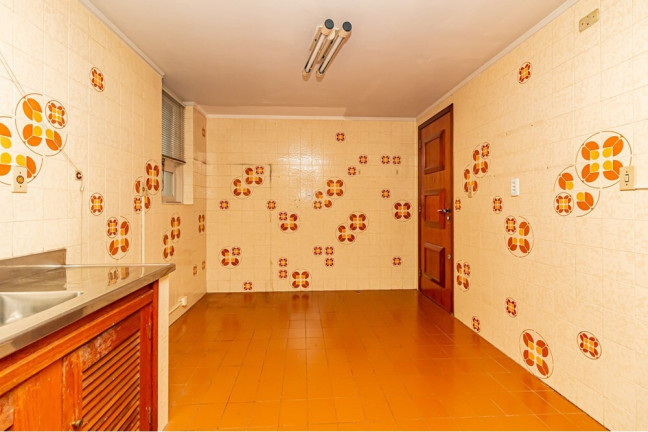 Imagem Imóvel com 3 Quartos à Venda, em Mont Serrat - Porto Alegre Imagem Imóvel com 3 Quartos à Venda, em Mont Serrat - Porto Alegre