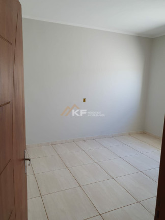 Imagem Casa com 2 Quartos à Venda, 120 m² em Centro - Serrana Imagem Casa com 2 Quartos à Venda, 120 m² em Centro - Serrana