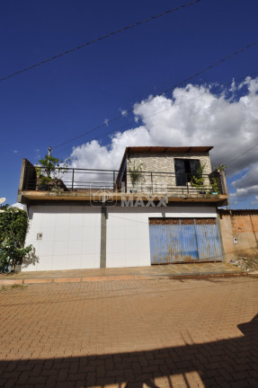 Casa com 3 Quartos à Venda, 180 m² em Ceilândia - Ceilândia