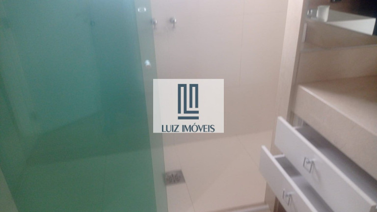 Imagem Cobertura com 3 Quartos para Alugar, 70 m² em Centro - Três Rios Imagem Cobertura com 3 Quartos para Alugar, 70 m² em Centro - Três Rios