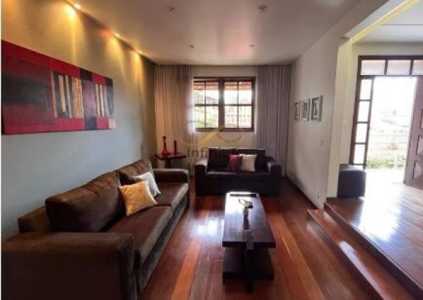Imagem Casa com 4 Quartos à Venda, 315 m² em Castelo - Belo Horizonte Imagem Casa com 4 Quartos à Venda, 315 m² em Castelo - Belo Horizonte