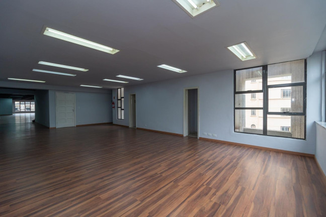 Imagem Imóvel Comercial à Venda, 2.096 m² em Centro - Curitiba Imagem Imóvel Comercial à Venda, 2.096 m² em Centro - Curitiba