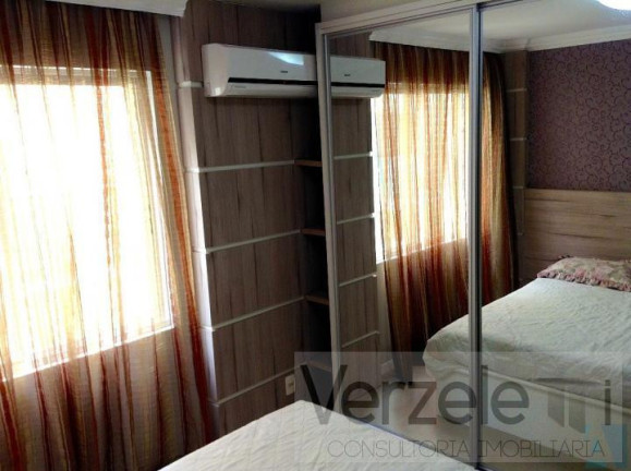 Imagem Apartamento com 4 Quartos para Temporada, 180 m² em Centro - Balneário Camboriú Imagem Apartamento com 4 Quartos para Temporada, 180 m² em Centro - Balneário Camboriú