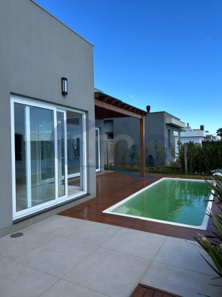 Imagem Casa de Condomínio com 3 Quartos à Venda, 263 m² em Engenho Velho - Torres Imagem Casa de Condomínio com 3 Quartos à Venda, 263 m² em Engenho Velho - Torres