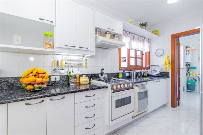 Imagem Apartamento com 3 Quartos à Venda, 150 m² em Jardim Planalto - Porto Alegre