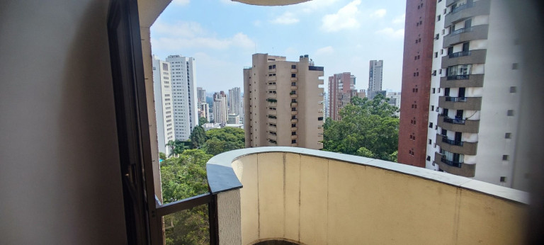 Imagem Apartamento com 3 Quartos à Venda, 130 m² em Morumbi - São Paulo
