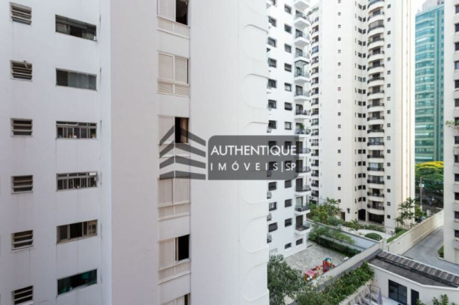 Imagem Flat com 1 Quarto à Venda, 39 m² em Moema - São Paulo Imagem Flat com 1 Quarto à Venda, 39 m² em Moema - São Paulo
