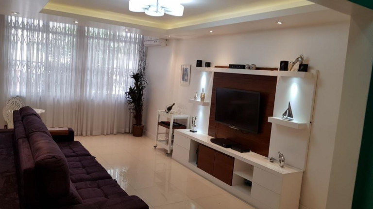Imagem Apartamento com 3 Quartos à Venda, 150 m² em Copacabana - Rio De Janeiro
