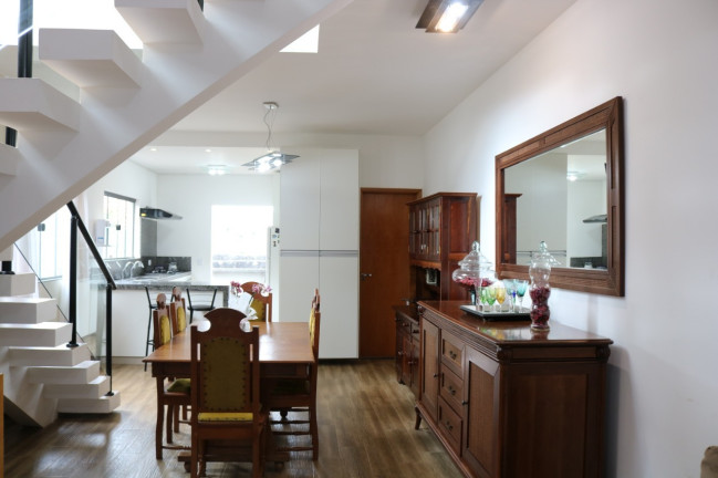 Imagem Casa com 3 Quartos à Venda, 120 m² em Jardim Dos Pinheiros - Atibaia Imagem Casa com 3 Quartos à Venda, 120 m² em Jardim Dos Pinheiros - Atibaia
