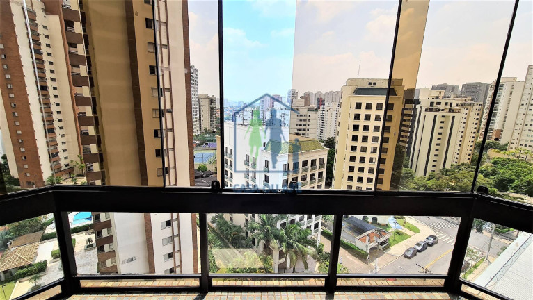 Imagem Apartamento com 3 Quartos à Venda, 226 m² em Vila Suzana - São Paulo
