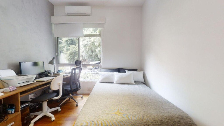 Imagem Imóvel com 3 Quartos à Venda, 119 m² em Lagoa - Rio De Janeiro Imagem Imóvel com 3 Quartos à Venda, 119 m² em Lagoa - Rio De Janeiro