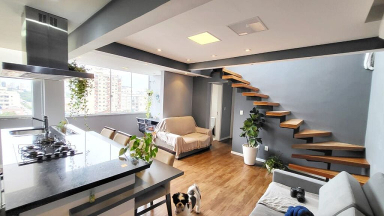 Imagem Cobertura com 2 Quartos à Venda, 133 m² em Farroupilha - Porto Alegre