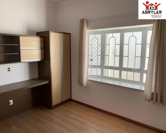Imagem Imóvel com 3 Quartos à Venda,  em Jardim Ermida I - Jundiaí