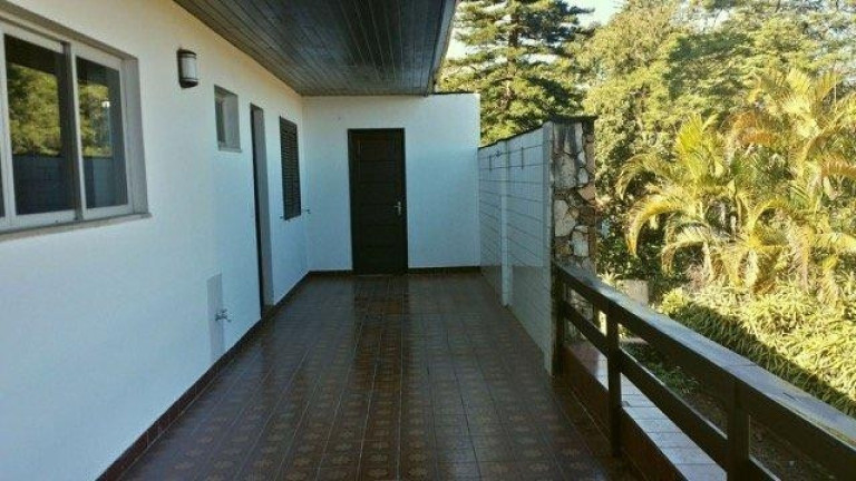 Casa com 4 Quartos à Venda, 690 m² em Pousada Dos Bandeirantes - Carapicuíba