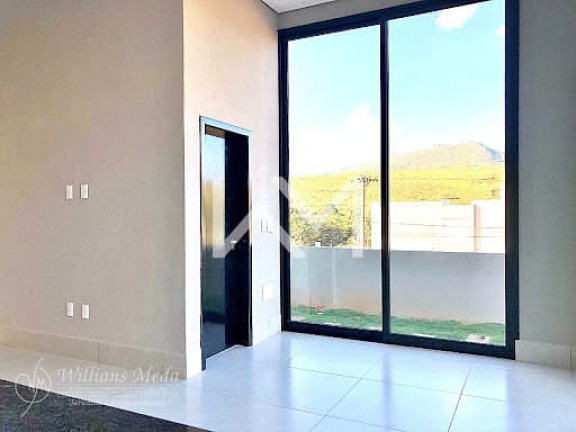 Imagem Casa com 3 Quartos à Venda, 264 m² em Tanque - Atibaia Imagem Casa com 3 Quartos à Venda, 264 m² em Tanque - Atibaia