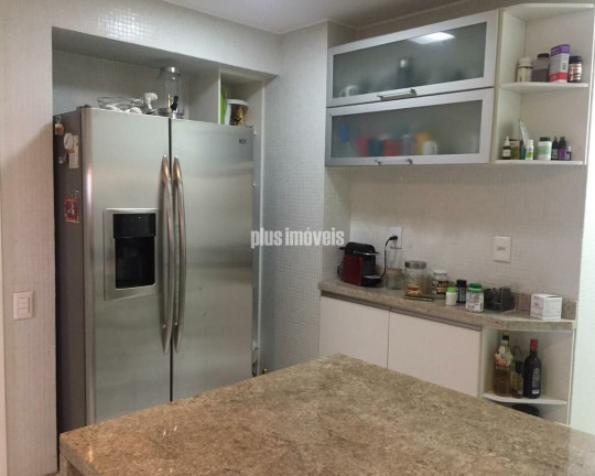 Imagem Apartamento com 3 Quartos para Alugar, 230 m² em Morumbi - São Paulo Imagem Apartamento com 3 Quartos para Alugar, 230 m² em Morumbi - São Paulo