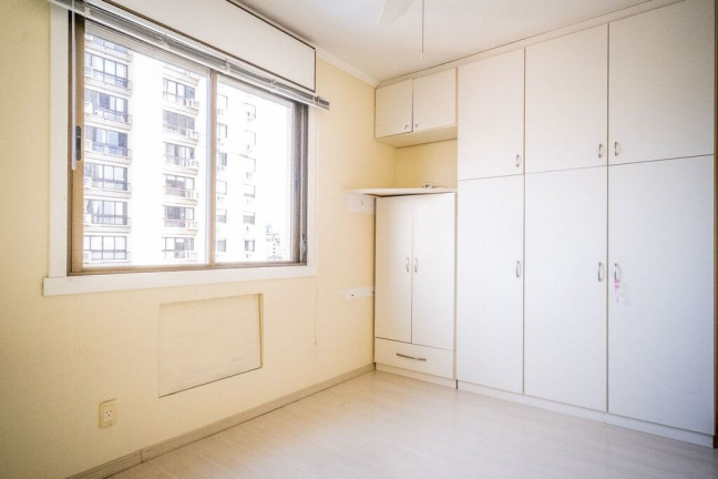 Imagem Apartamento com 2 Quartos à Venda, 87 m² em Passo Da Areia - Porto Alegre