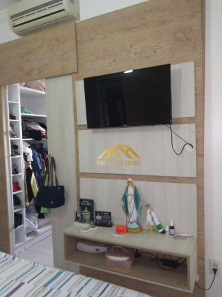 Imagem Imóvel com 4 Quartos à Venda, 86 m² em Maraponga - Fortaleza Imagem Imóvel com 4 Quartos à Venda, 86 m² em Maraponga - Fortaleza