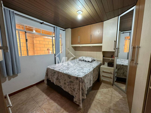 Imagem Casa com 3 Quartos à Venda, 199 m² em Maria Antonieta - Pinhais
