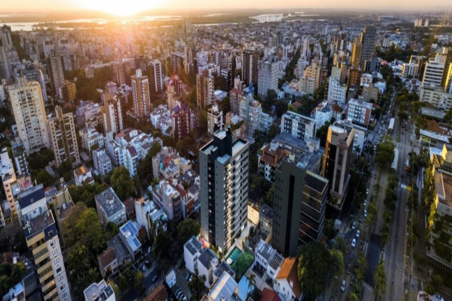 Imagem Imóvel com 2 Quartos à Venda, em Auxiliadora - Porto Alegre Imagem Imóvel com 2 Quartos à Venda, em Auxiliadora - Porto Alegre