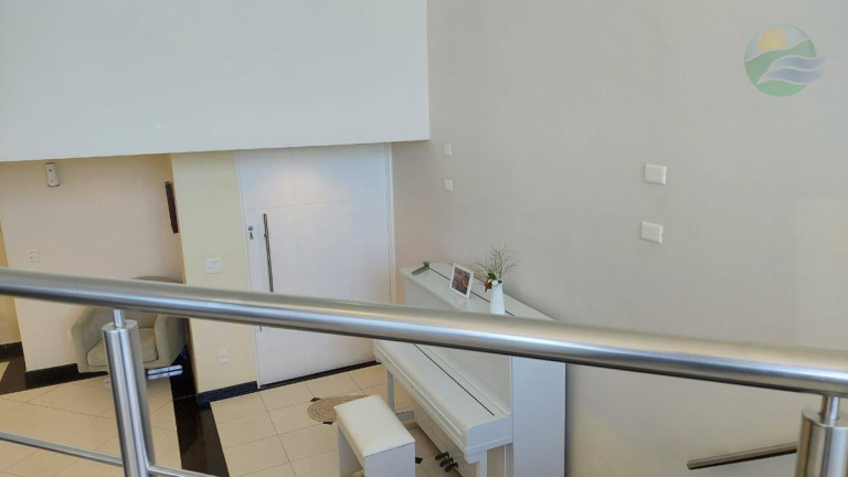 Imagem Cobertura com 5 Quartos à Venda, 387 m²