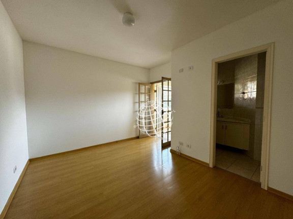 Imagem Casa com 3 Quartos à Venda, 110 m² em Jardim Siriema - Atibaia