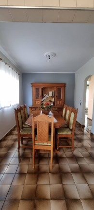 Imagem Casa com 3 Quartos à Venda, 250 m² em São Carlos