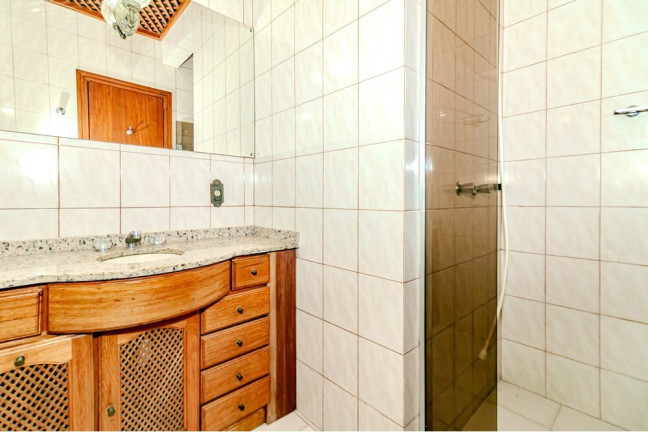 Imagem Casa com 3 Quartos à Venda, 243 m² em Menino Deus - Porto Alegre