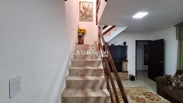 Imagem Imóvel com 4 Quartos à Venda, 272 m² em Centro - Extrema Imagem Imóvel com 4 Quartos à Venda, 272 m² em Centro - Extrema