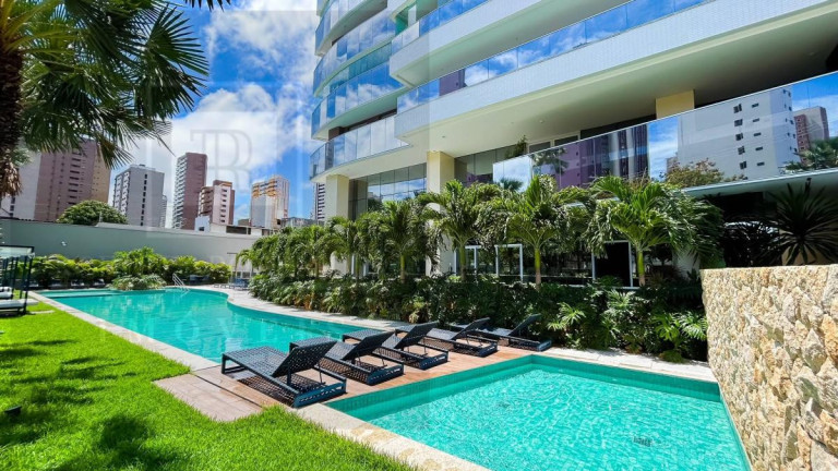 Imagem Apartamento com 5 Quartos à Venda, 271 m² Imagem Apartamento com 5 Quartos à Venda, 271 m²