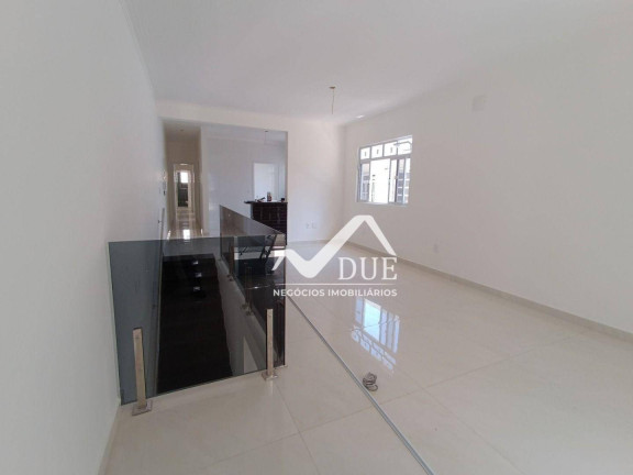 Casa com 3 Quartos à Venda, 115 m² em Embaré - Santos