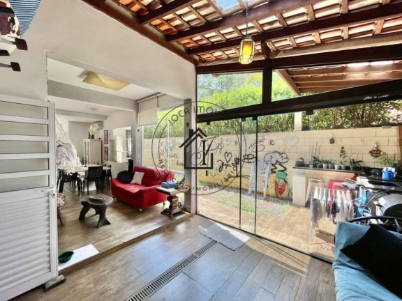 Imagem Casa de Condomínio com 3 Quartos à Venda, 144 m² em Jardim São Vicente - Cotia
