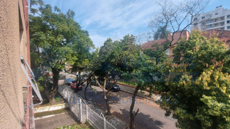 Imagem Imóvel com 2 Quartos à Venda, 54 m² em São Sebastião - Porto Alegre