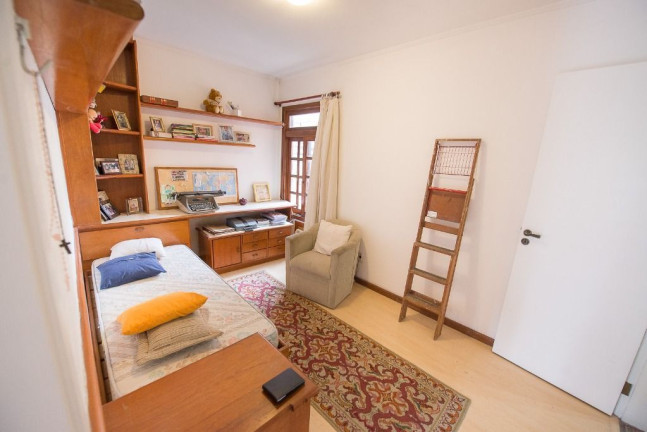 Imagem Casa com 4 Quartos à Venda, 272 m² em Rio Branco - Porto Alegre