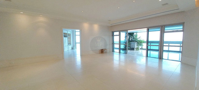 Apartamento com 4 Quartos à Venda, 389 m² em Barra Da Tijuca - Rio De Janeiro