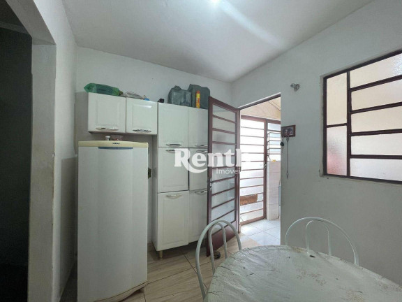 Imagem Casa com 2 Quartos à Venda, 160 m² em Conjunto Residencial Vila Verde - Rio Claro Imagem Casa com 2 Quartos à Venda, 160 m² em Conjunto Residencial Vila Verde - Rio Claro