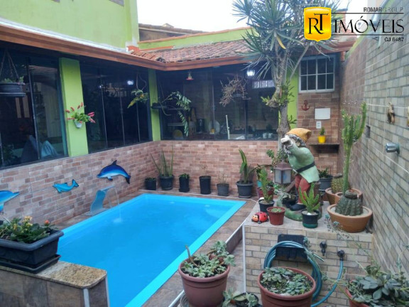 Casa com 4 Quartos à Venda,  em Unamar - Cabo Frio